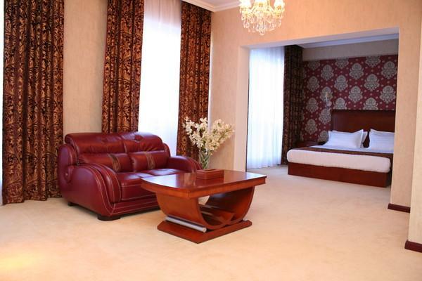 Luxurious Hotel Taraz Eksteriør billede
